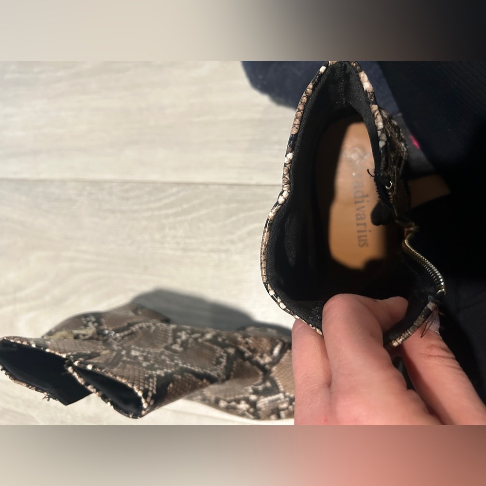 STRADIVARIUS chunky heeled python snake boot - image 7